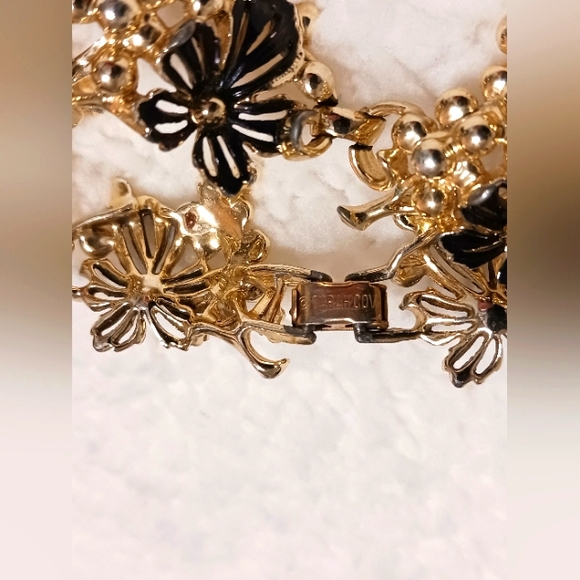 VINTAGE 1960s SARAH COVENTRY GOLDEN CLUSTER GRAPES BRACLET - Picture 4 of 5